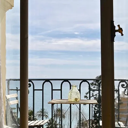Apartment Bord De Menton
