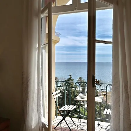 Appartement Bord De Menton